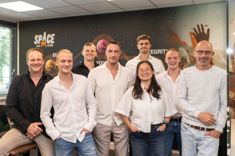 2025-09-02Space'monline-589